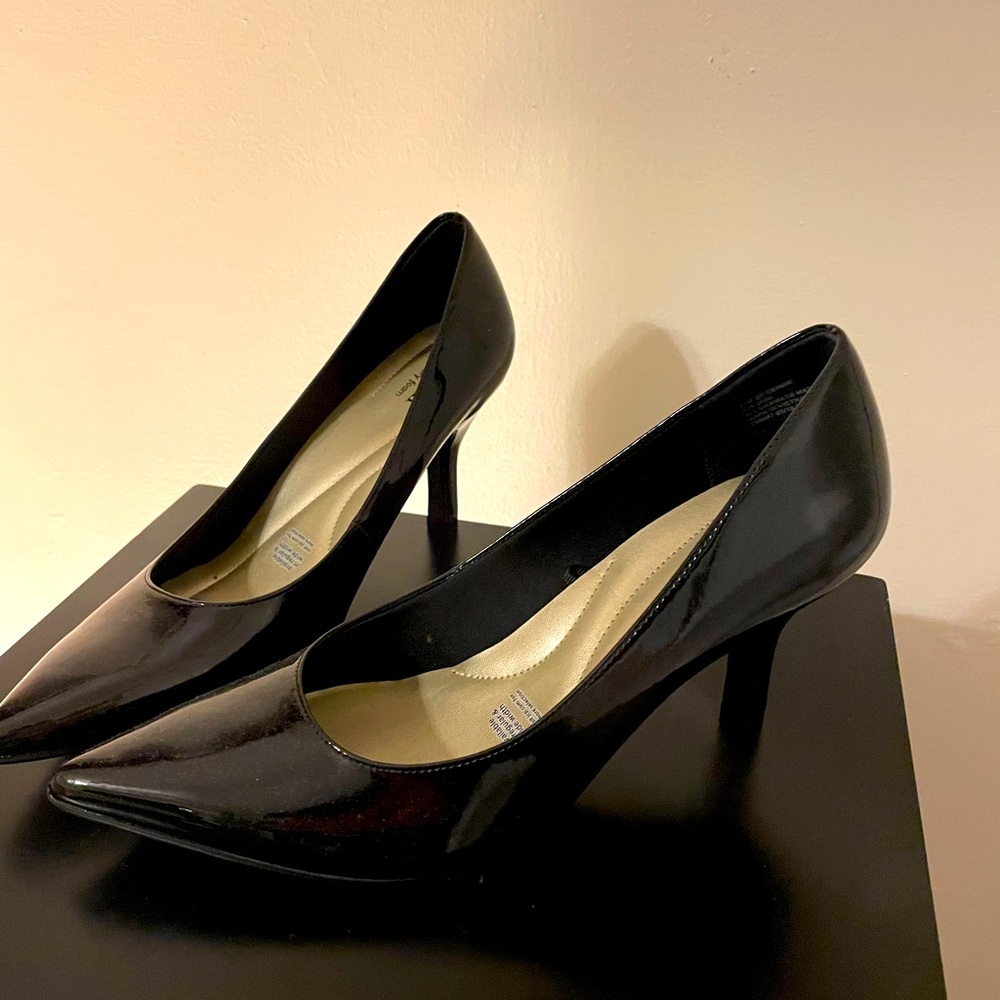 Black heels